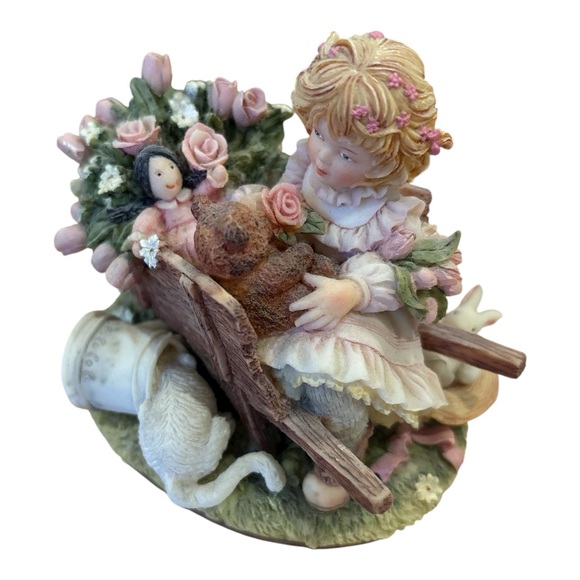 VINTAGE ENESCO LAURA'S ATTIC BY KAREN HAHN COUNTRY WAGON FLORAL & CHILD FIGURINE - Picture 3 of 8